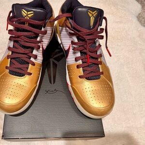 Nike Kobe IV protpro  Gold and Black Men's Sneakers with Red Accents size 13US